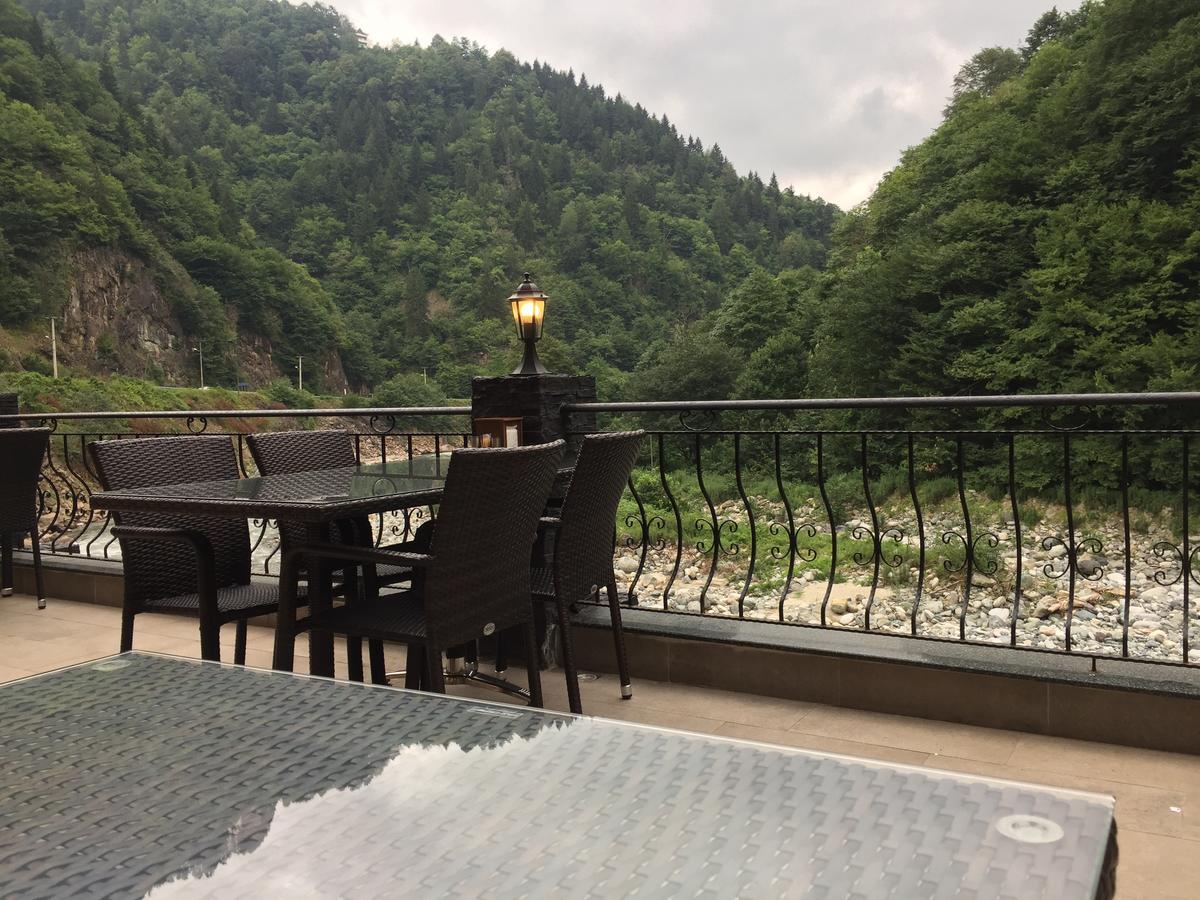 Yamanturk Ogretmenevi Hotel Çamlıhemşin Bagian luar foto